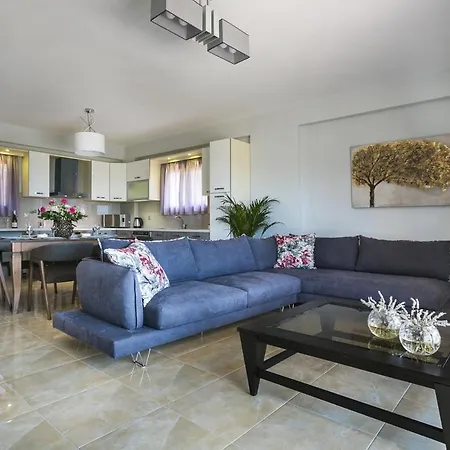 Karavias By Select Trapezaki (Kefalonia)