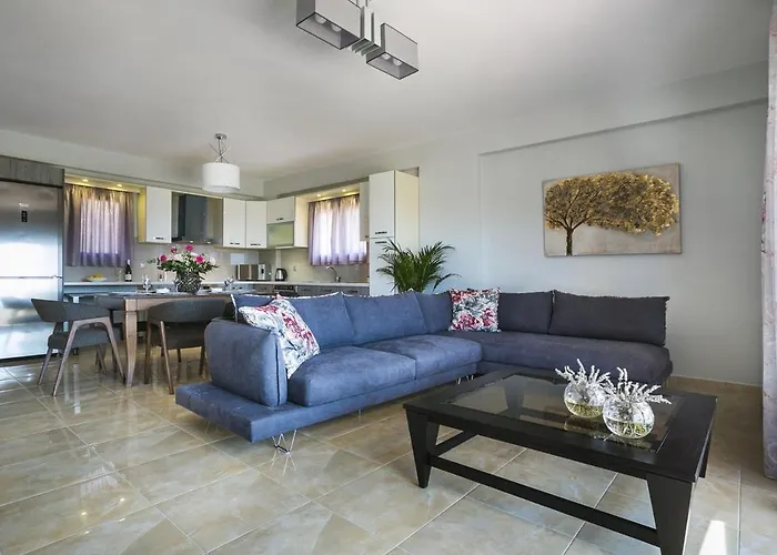 Karavias By Select 트라페자키